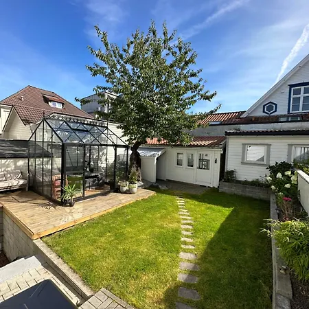 A Place To Stavanger, 9 * Stavanger